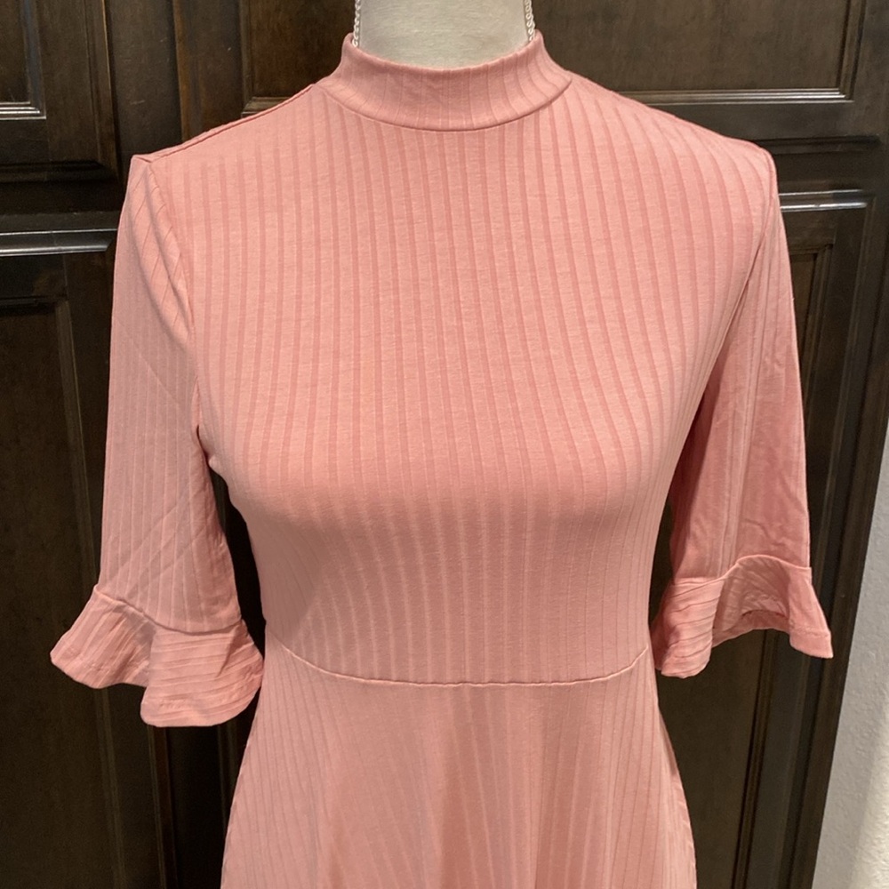 VERDUSA elegant flare midi dress, bell sleeves, rose pink, NWT, size M - Picture 2 of 8